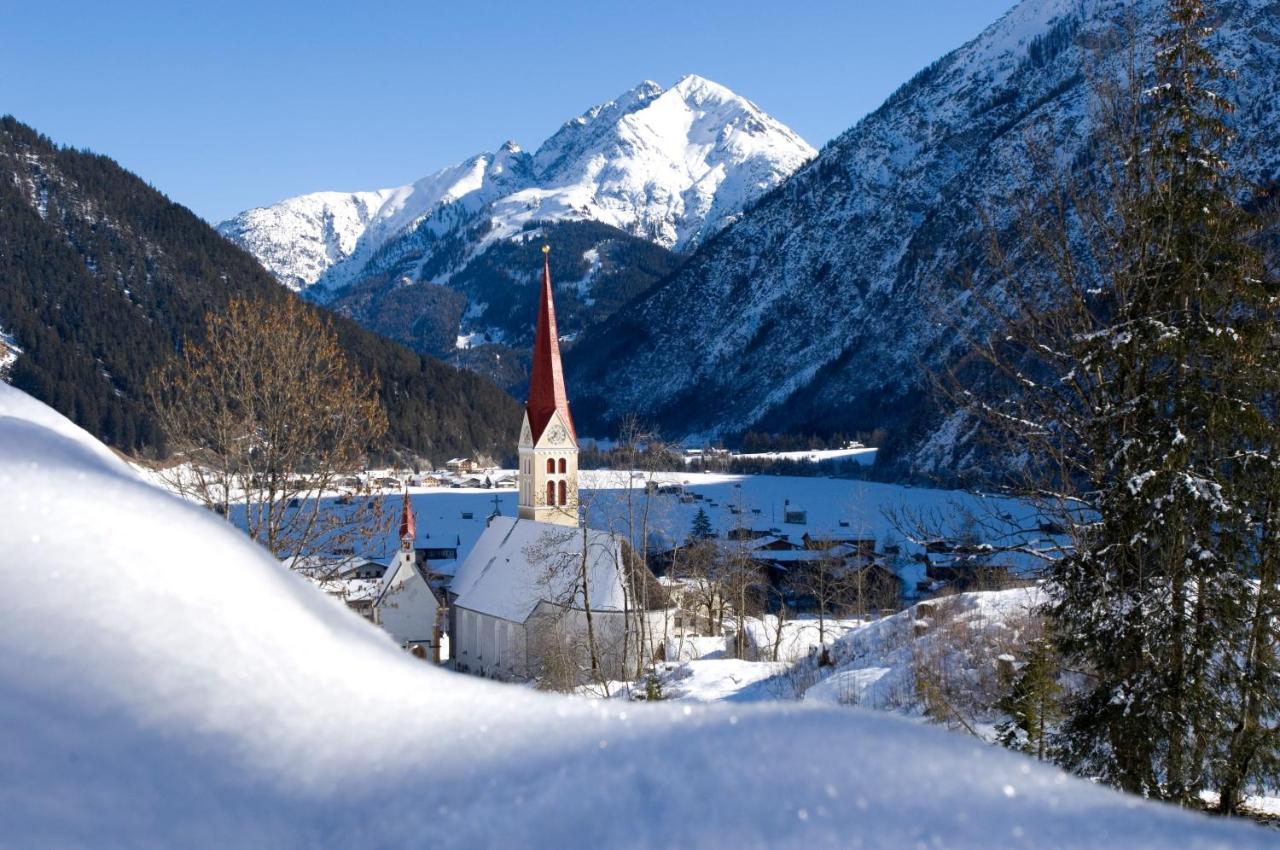 Landhaus Marion Holzgau Dış mekan fotoğraf